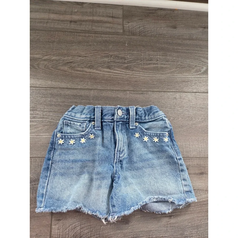 Old navy girls shorts size 6